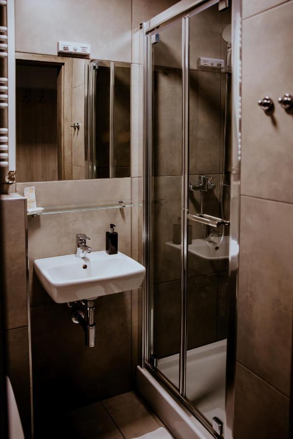 Hotel Greys Polonia Zasutowo Eksteriør billede